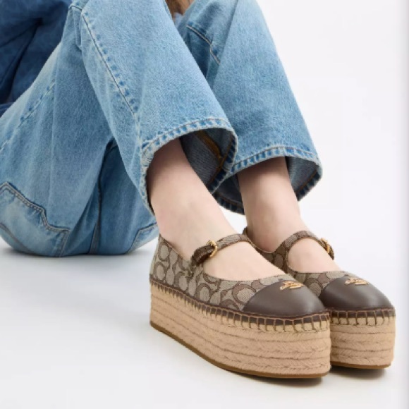 Coach Carmela Espadrille In Signature Jacquard Women Size 9.5 US - Picture 1 of 11